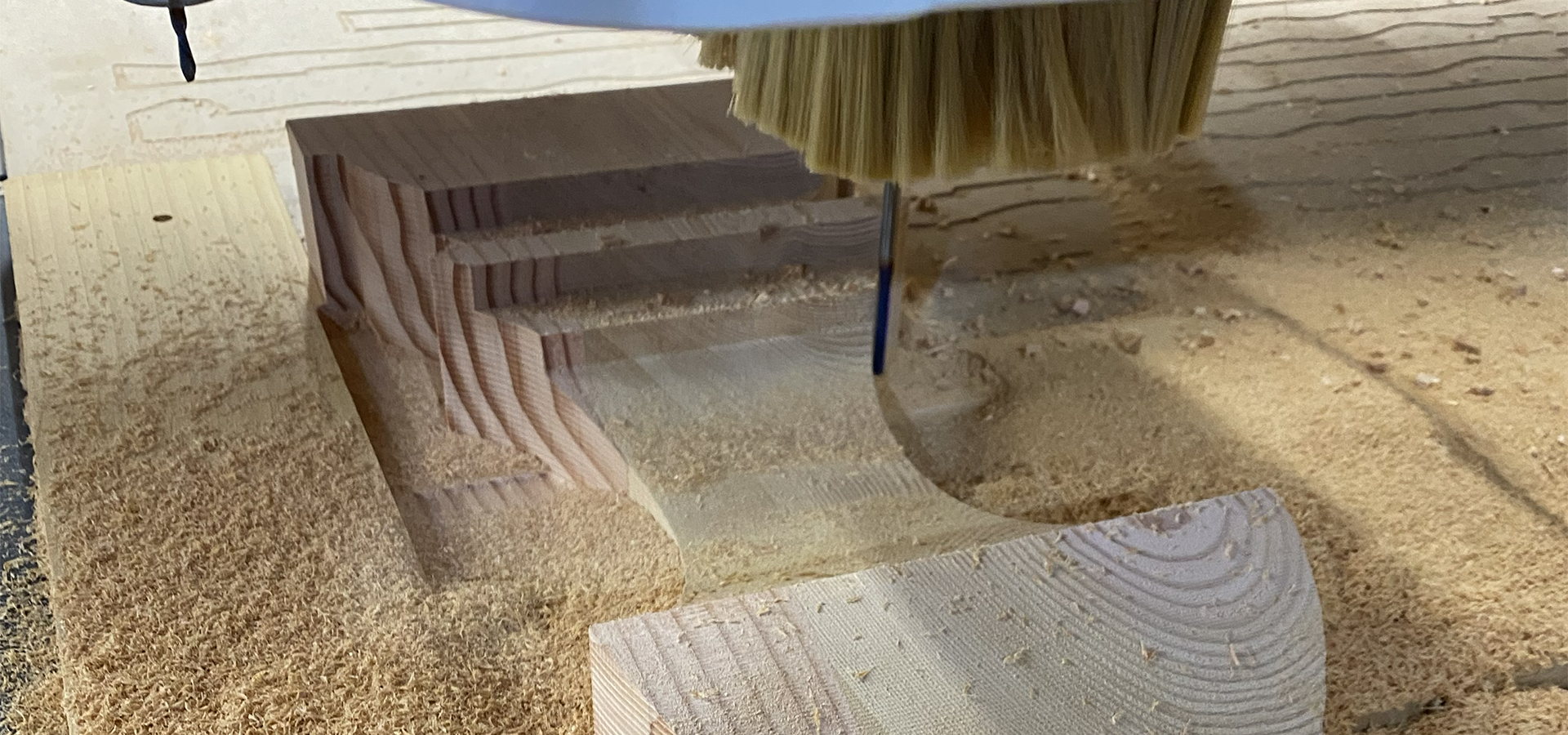 slider image slider_item_YqejQX